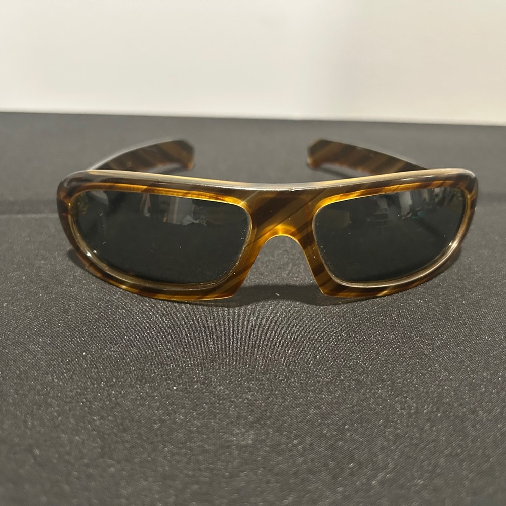 Polaroid Cool-Ray Sunglasses with Tortoise Pattern